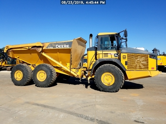 2012 John Deere 370E