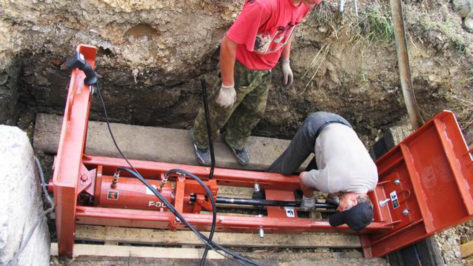 Ditch Witch P80 Rod Pushers