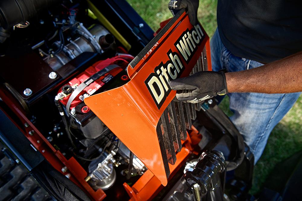 Ditch Witch SK752 Mini Skid Steer
