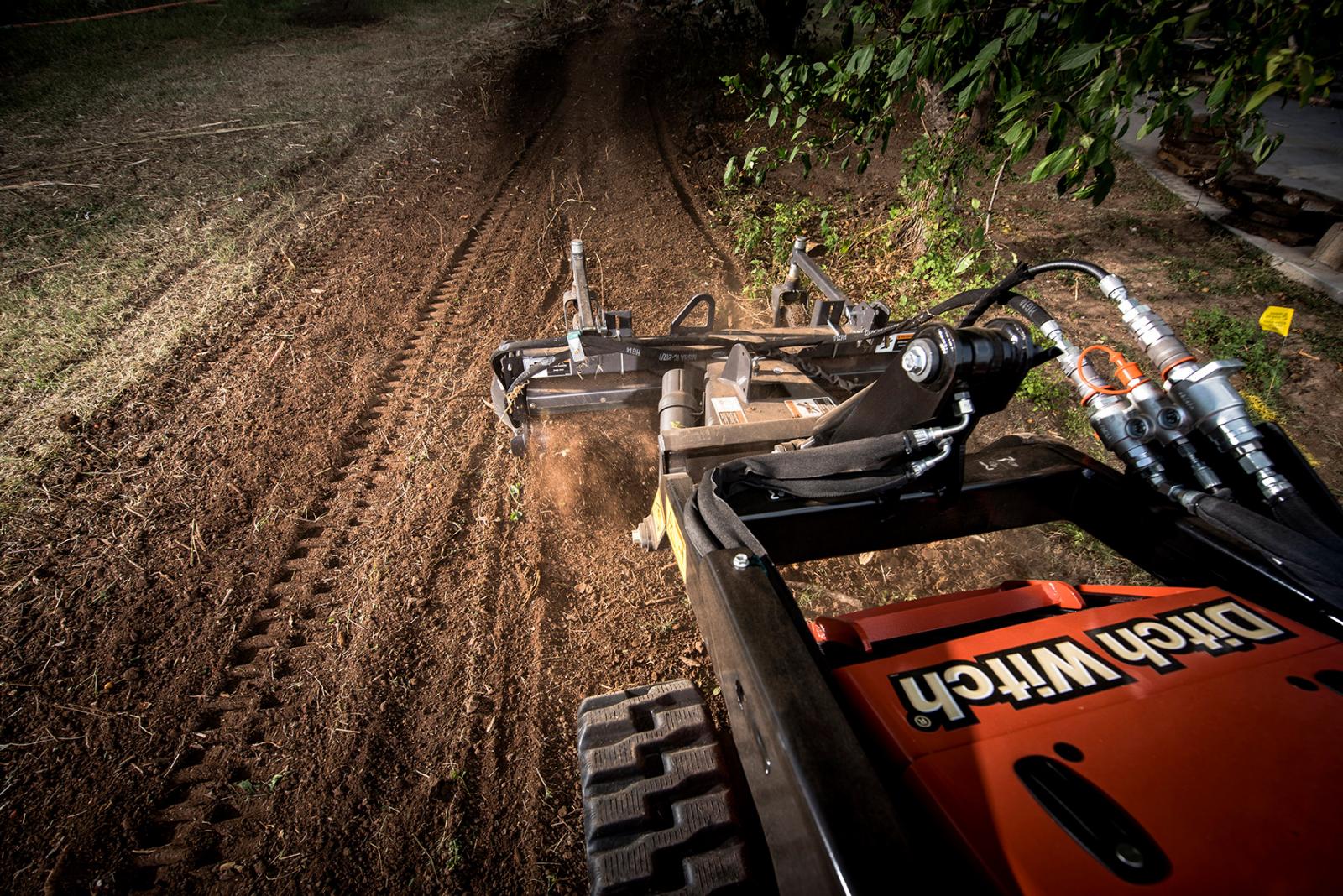 Ditch Witch SK800 Mini Skid Steer
