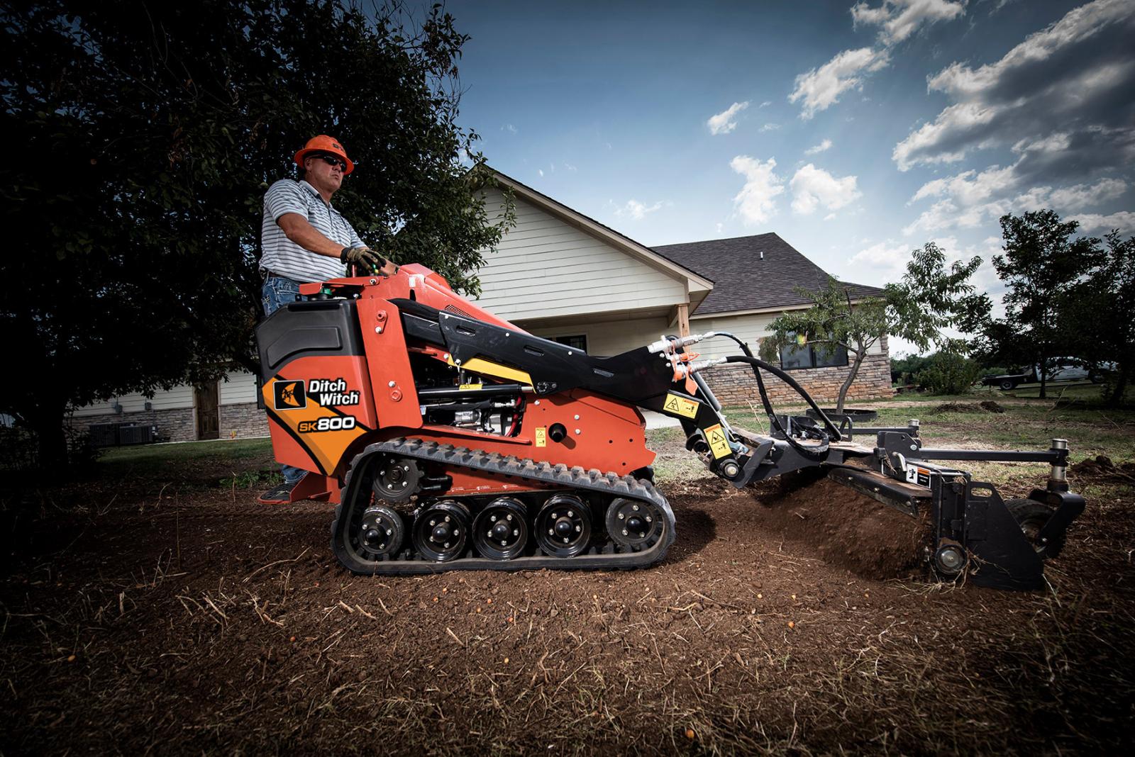 Ditch Witch SK800 Mini Skid Steer