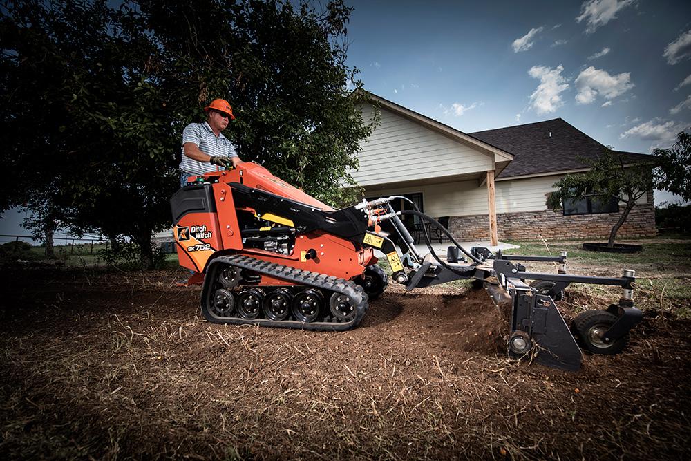 Ditch Witch SK752 Mini Skid Steer