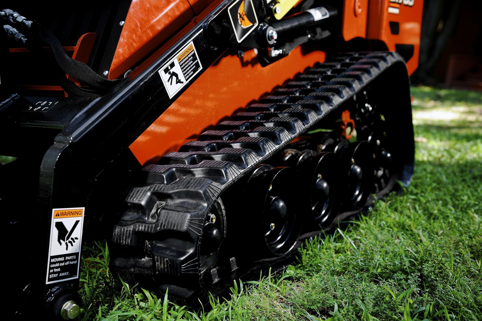 Ditch Witch SK755 Mini Skid Steer