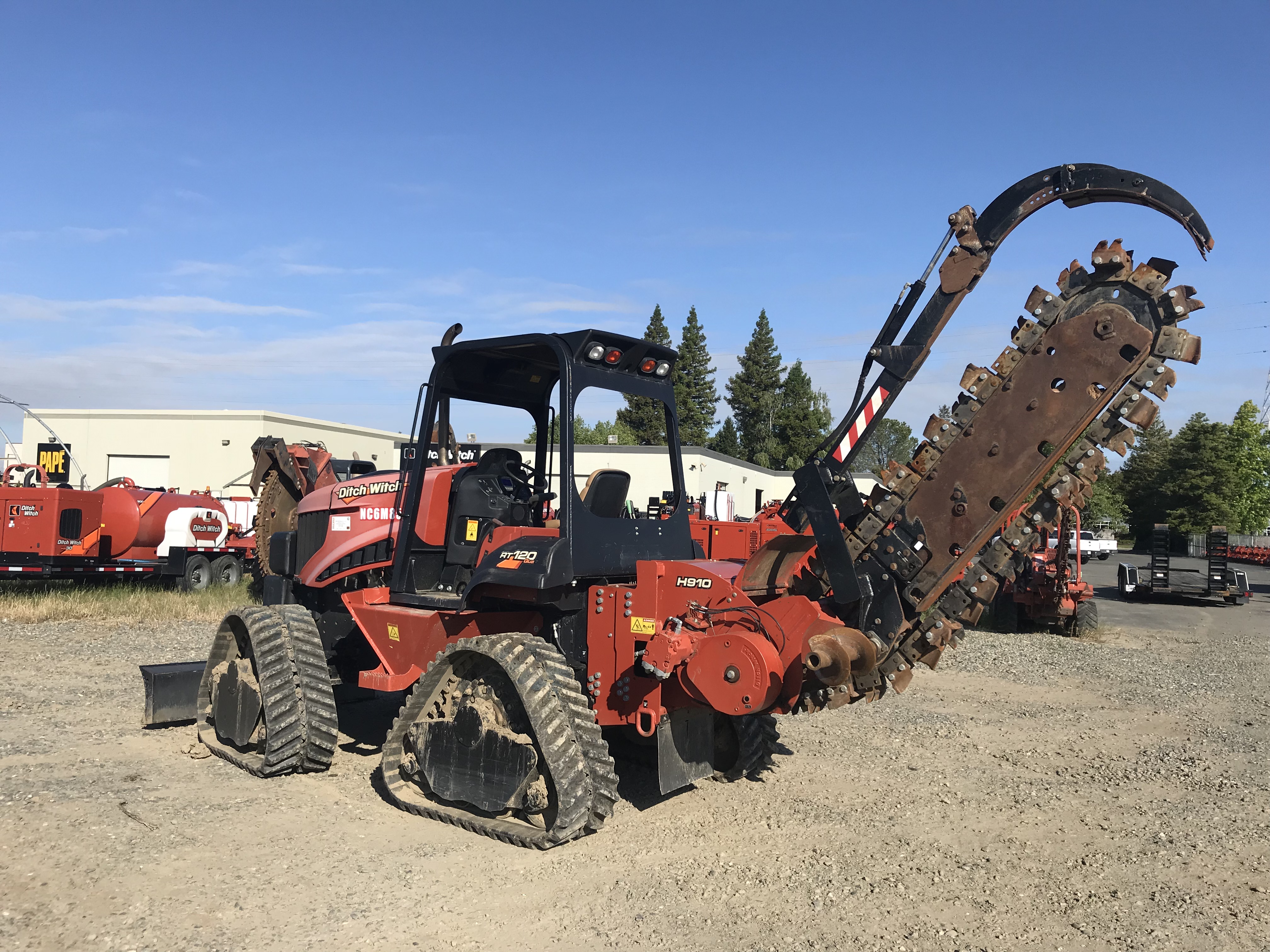 2014 Ditch Witch RT120Q
