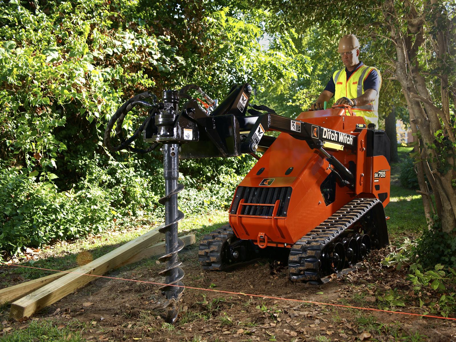 Ditch Witch SK755 Mini Skid Steer