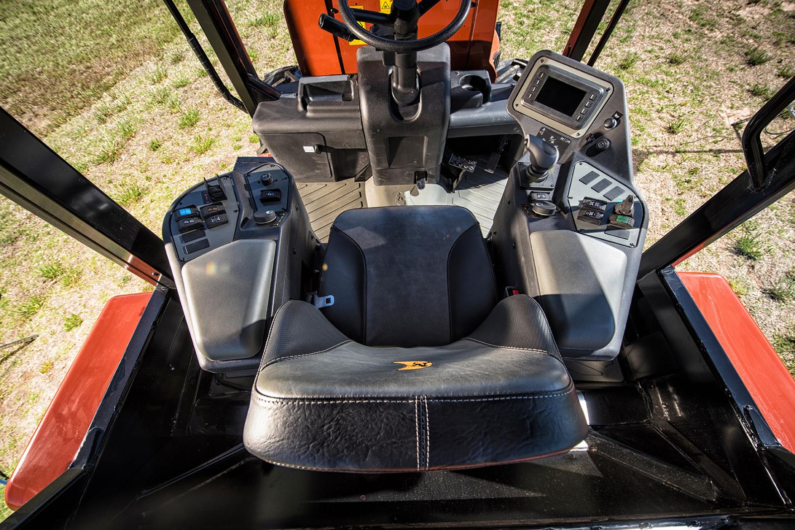 Ditch Witch RT125 RIDE-ON TRENCHER