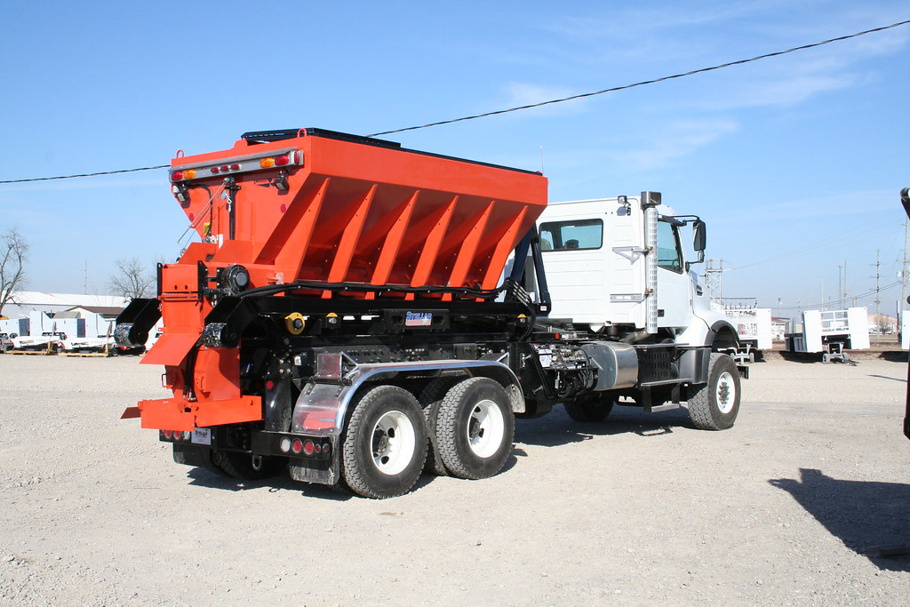 Stellar Industries 20,000 Shuttle Hooklift
