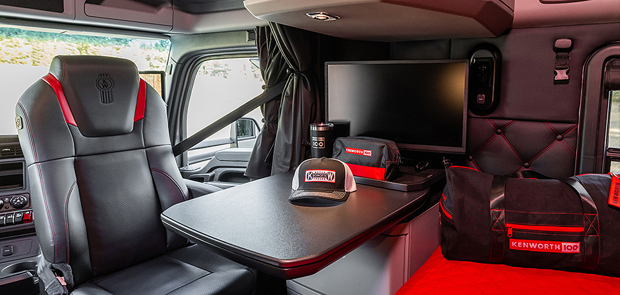Kenworth T680 Signature Edition