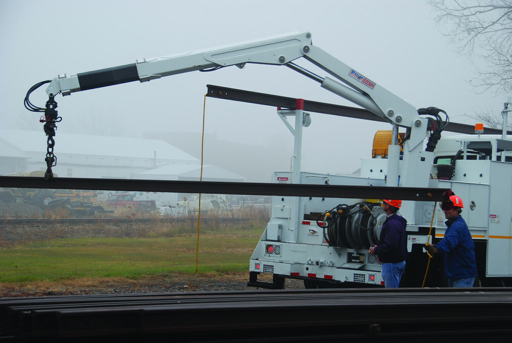 Stellar Industries 6000MH Railroad and Sign Truck Crane