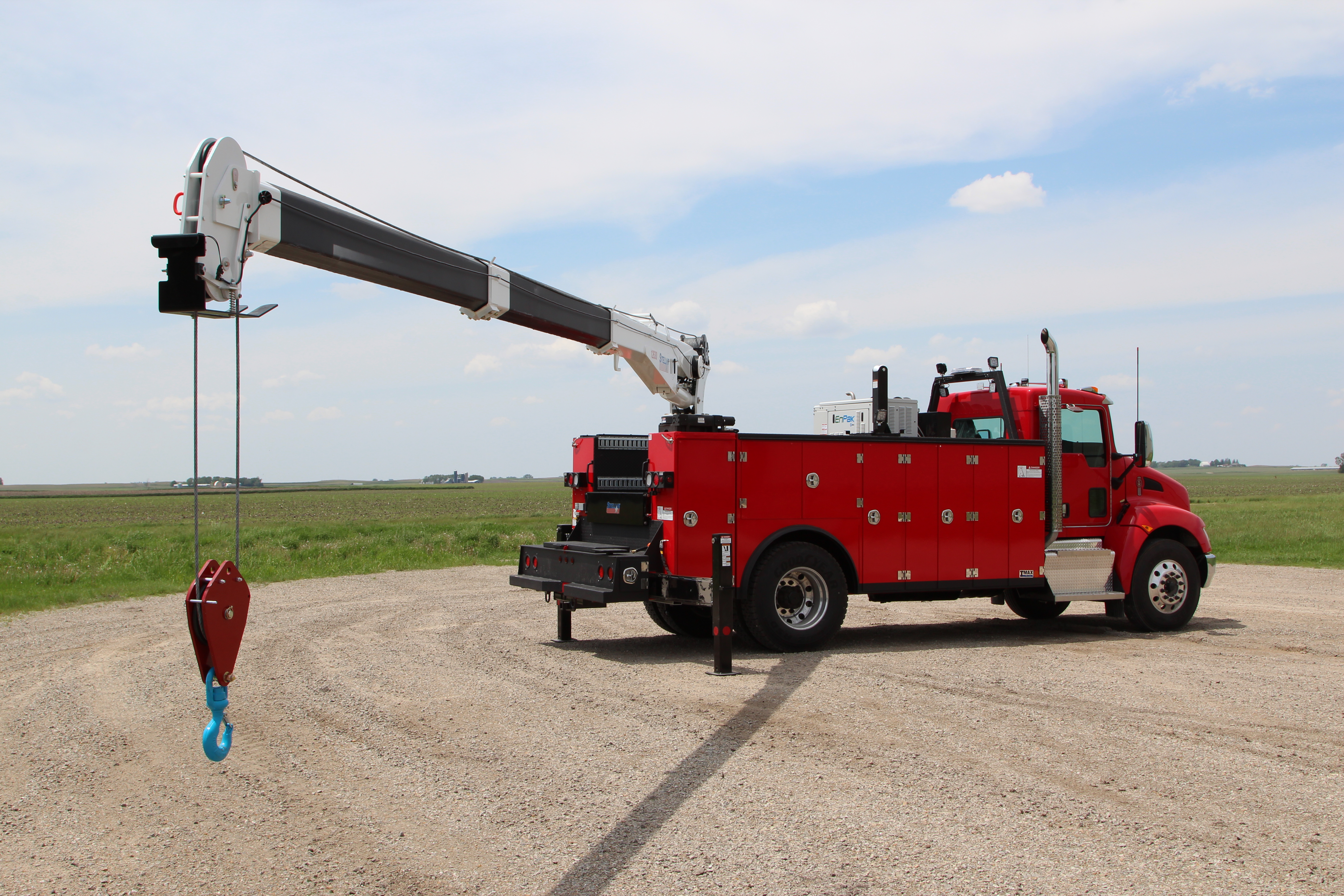 Stellar Industries 12630 Telescopic Service Cranes