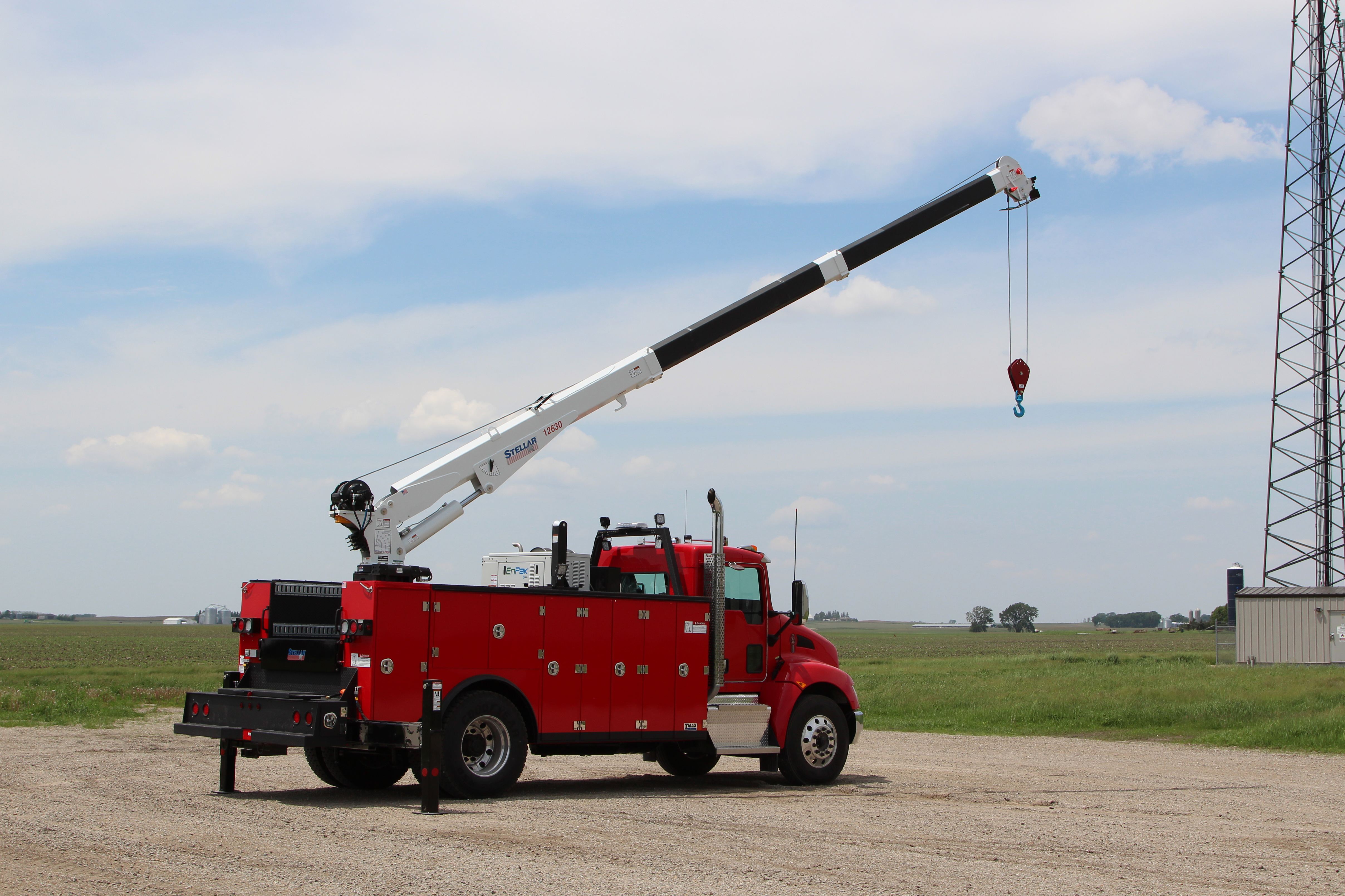 Stellar Industries 12630 Telescopic Service Cranes