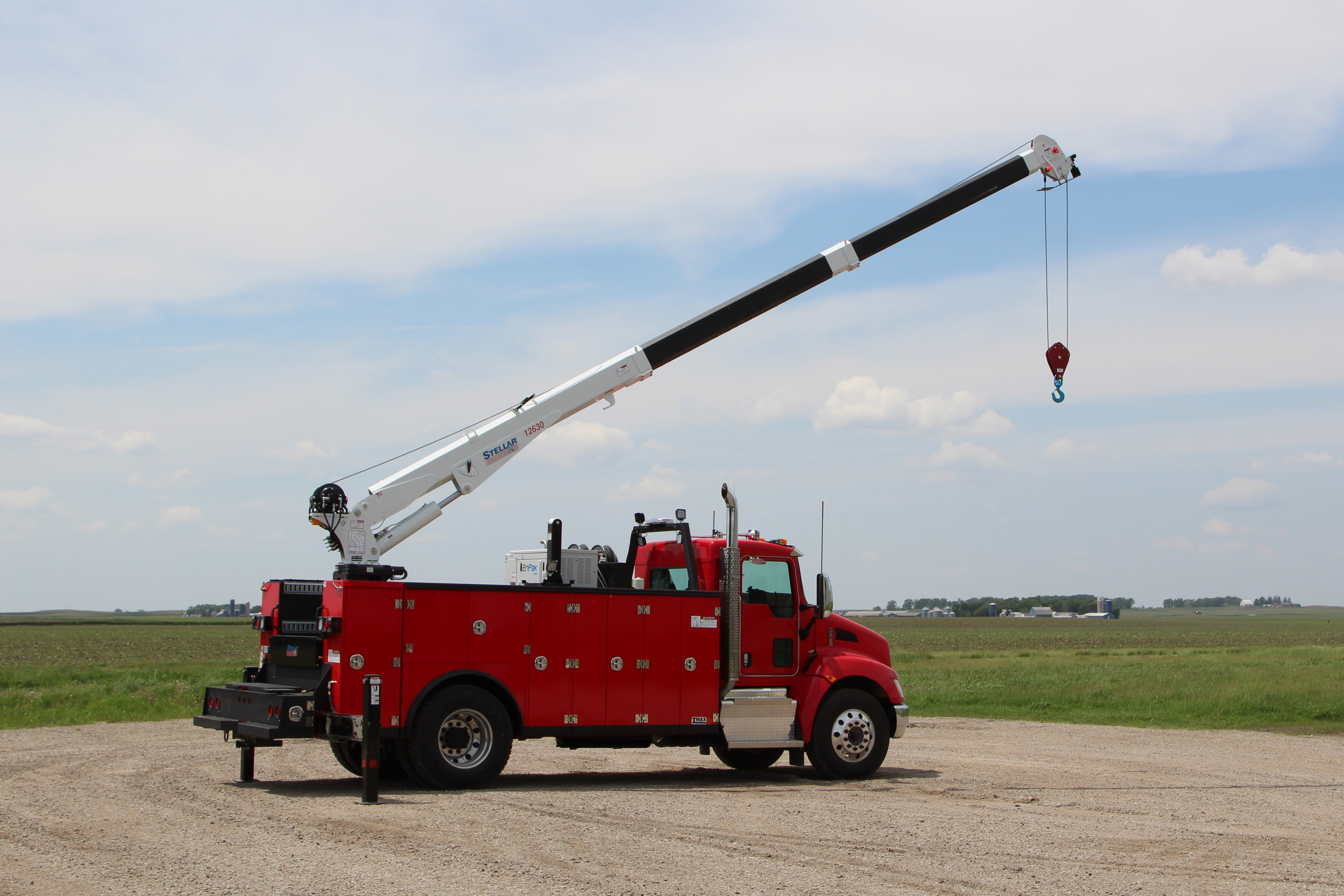 Stellar Industries 12630 Telescopic Service Cranes