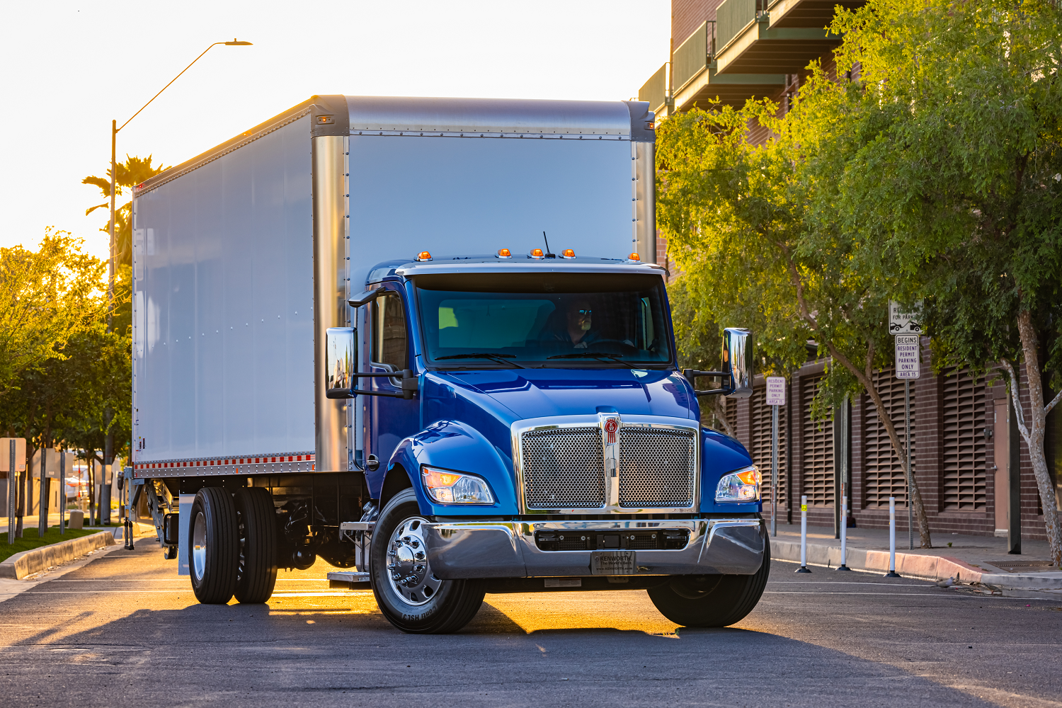 Kenworth T180/T280