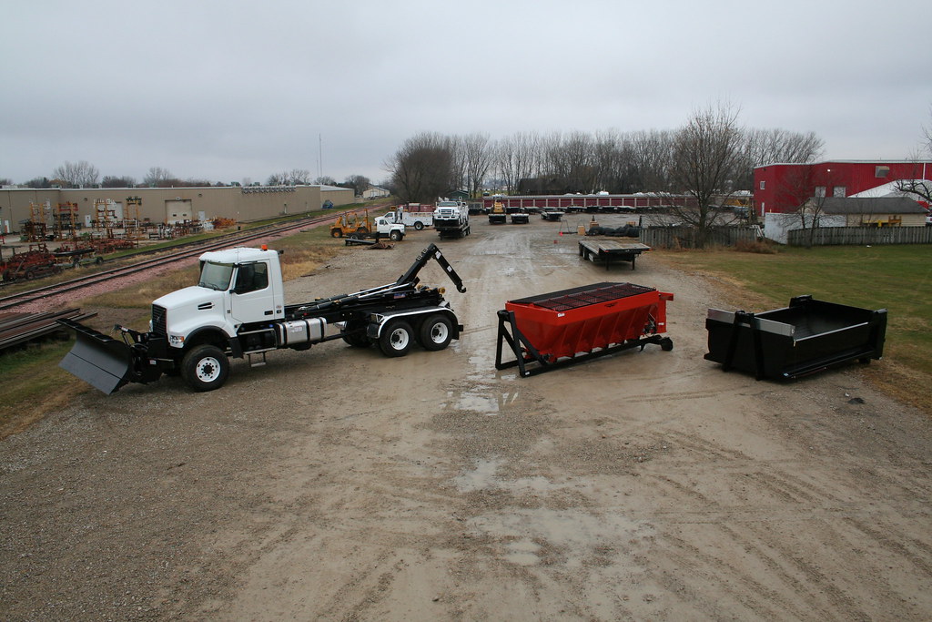 Stellar Industries 20,000 Shuttle Hooklift