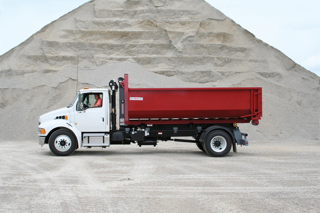 Stellar Industries 20,000 Shuttle Hooklift