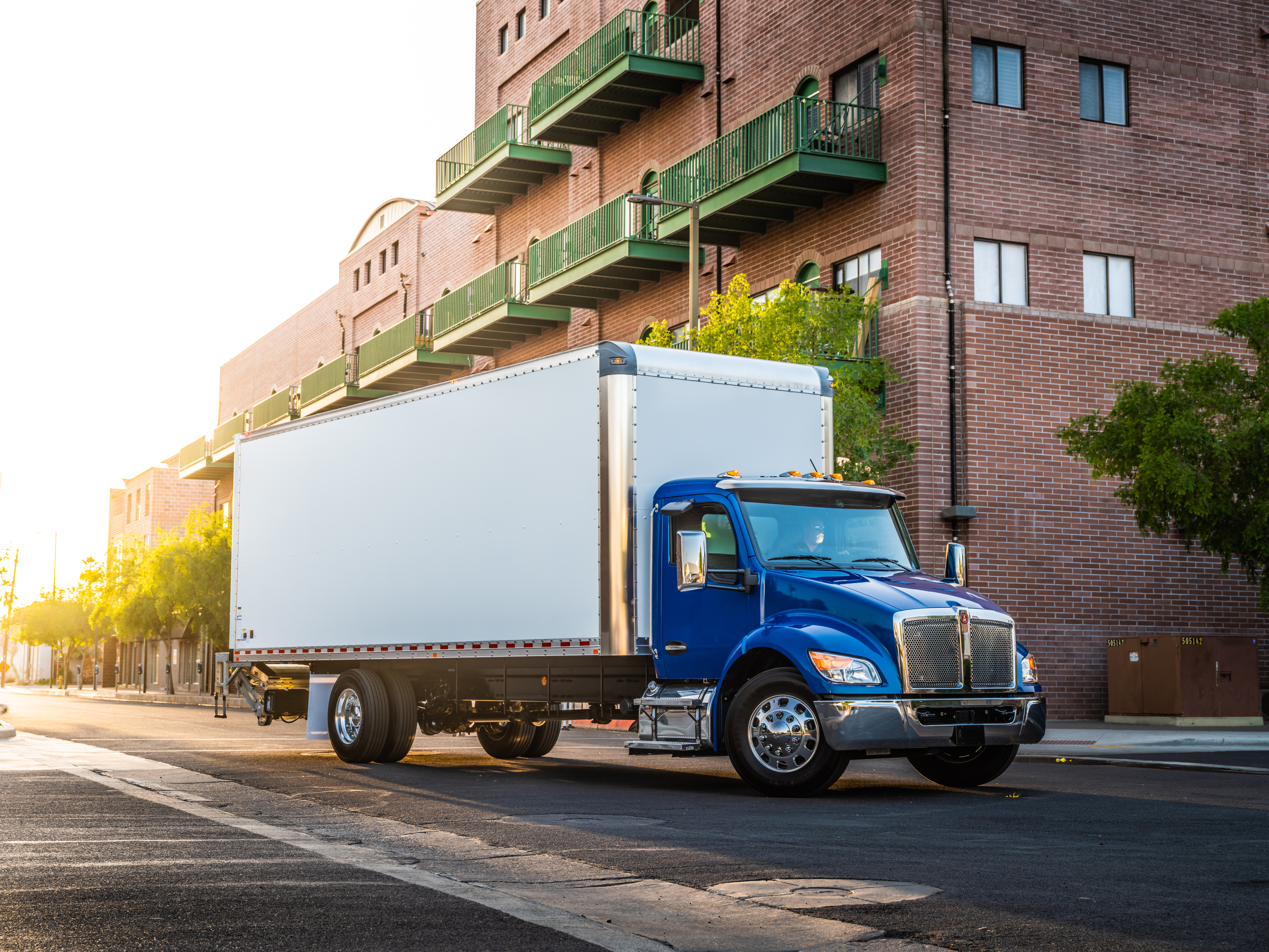Kenworth T180/T280