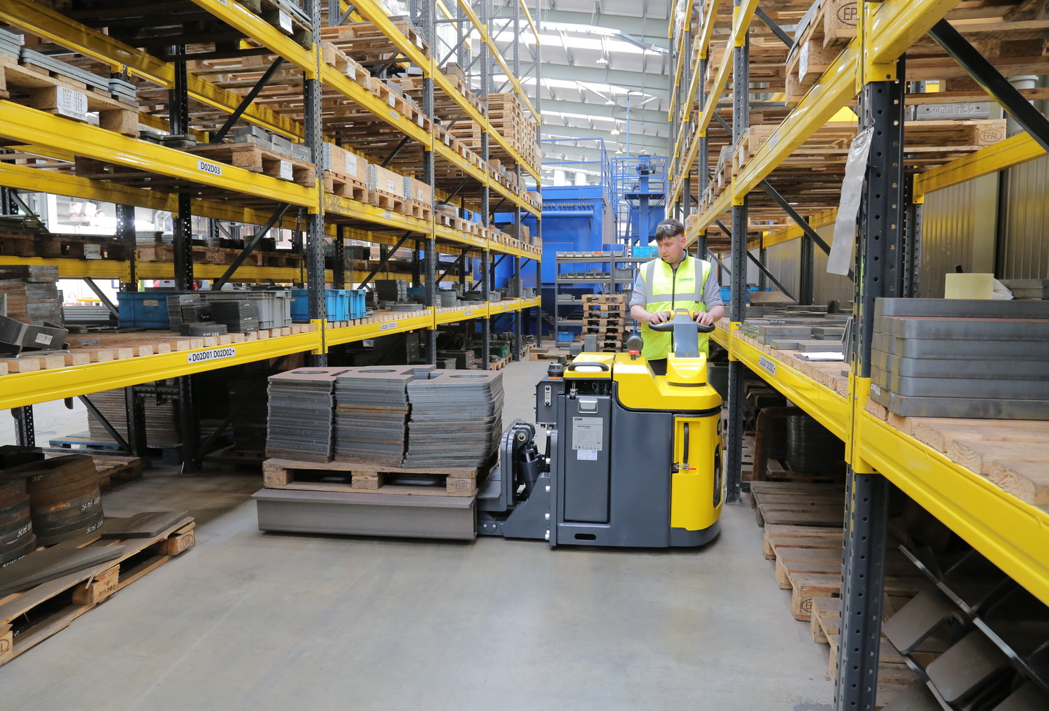 Aisle Master Combi PPT HC Powered Pallet Truck