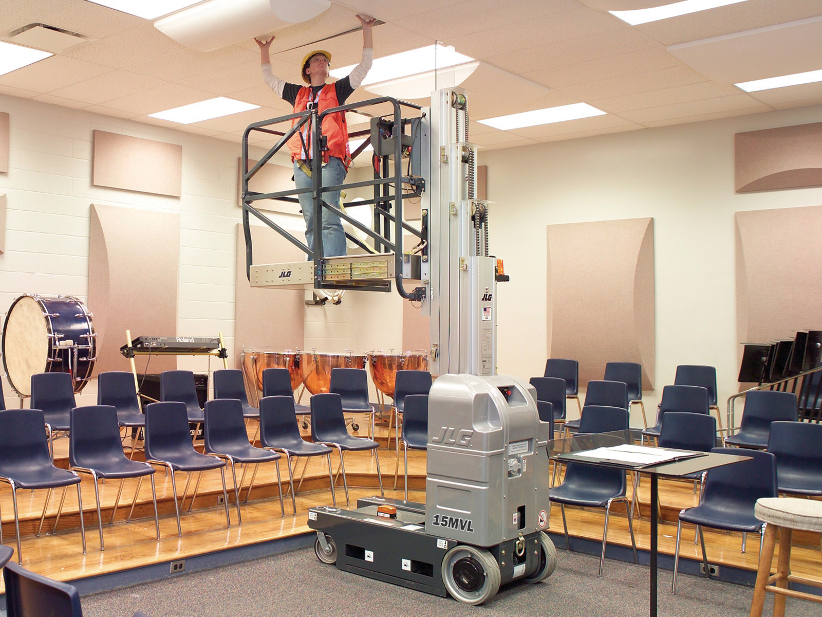 JLG 15MVL