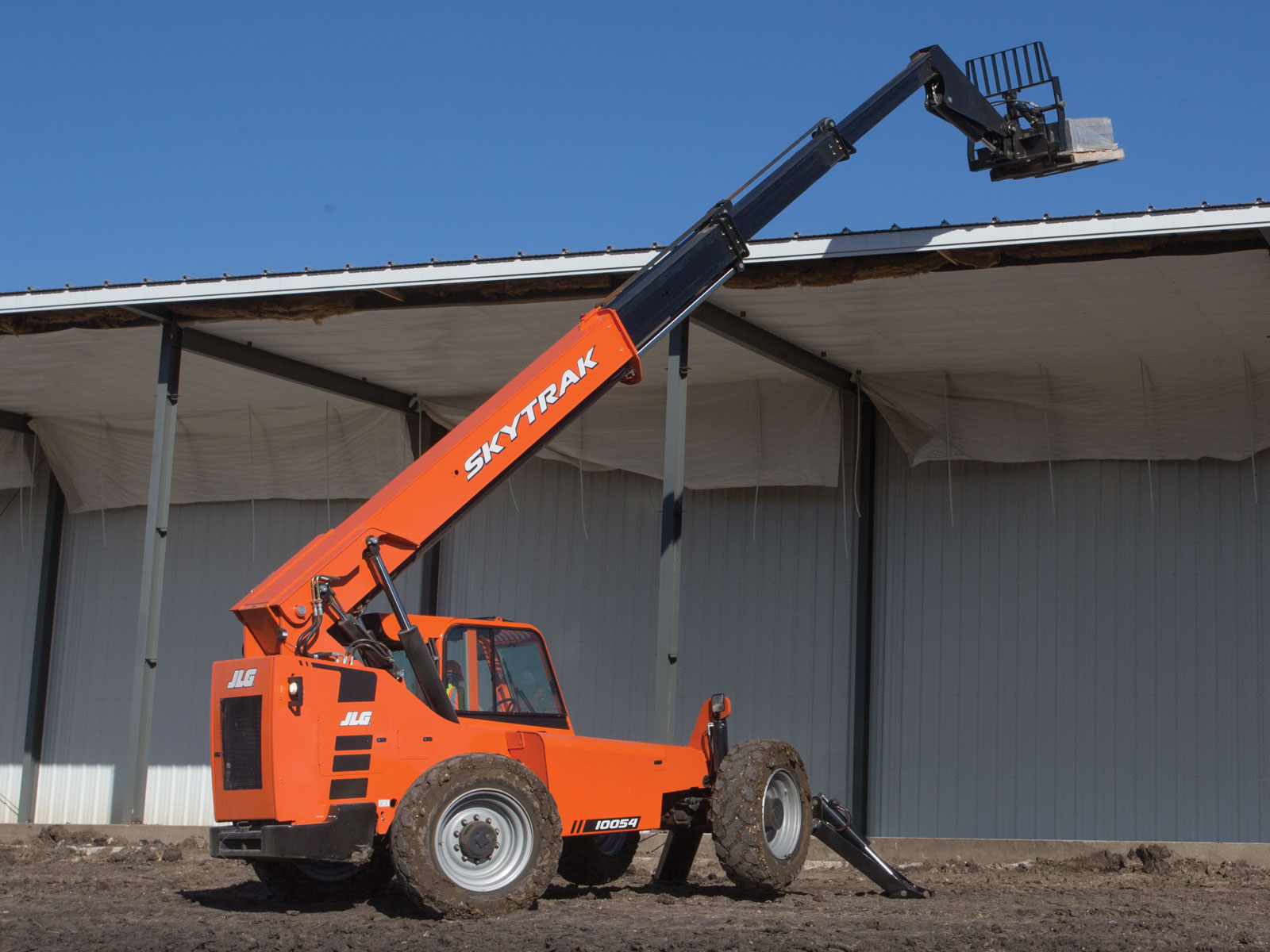 JLG 10054