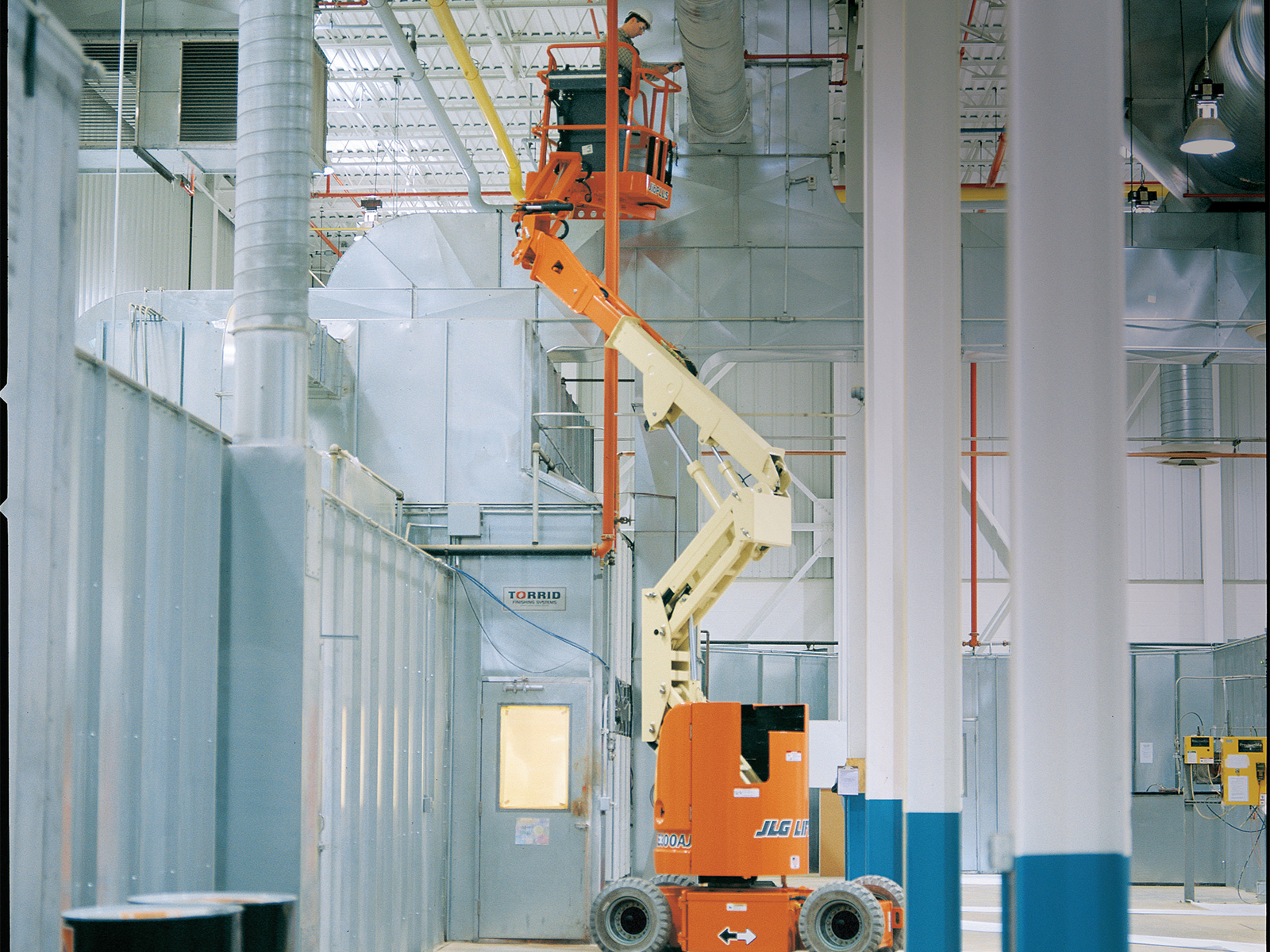 JLG E300AJ