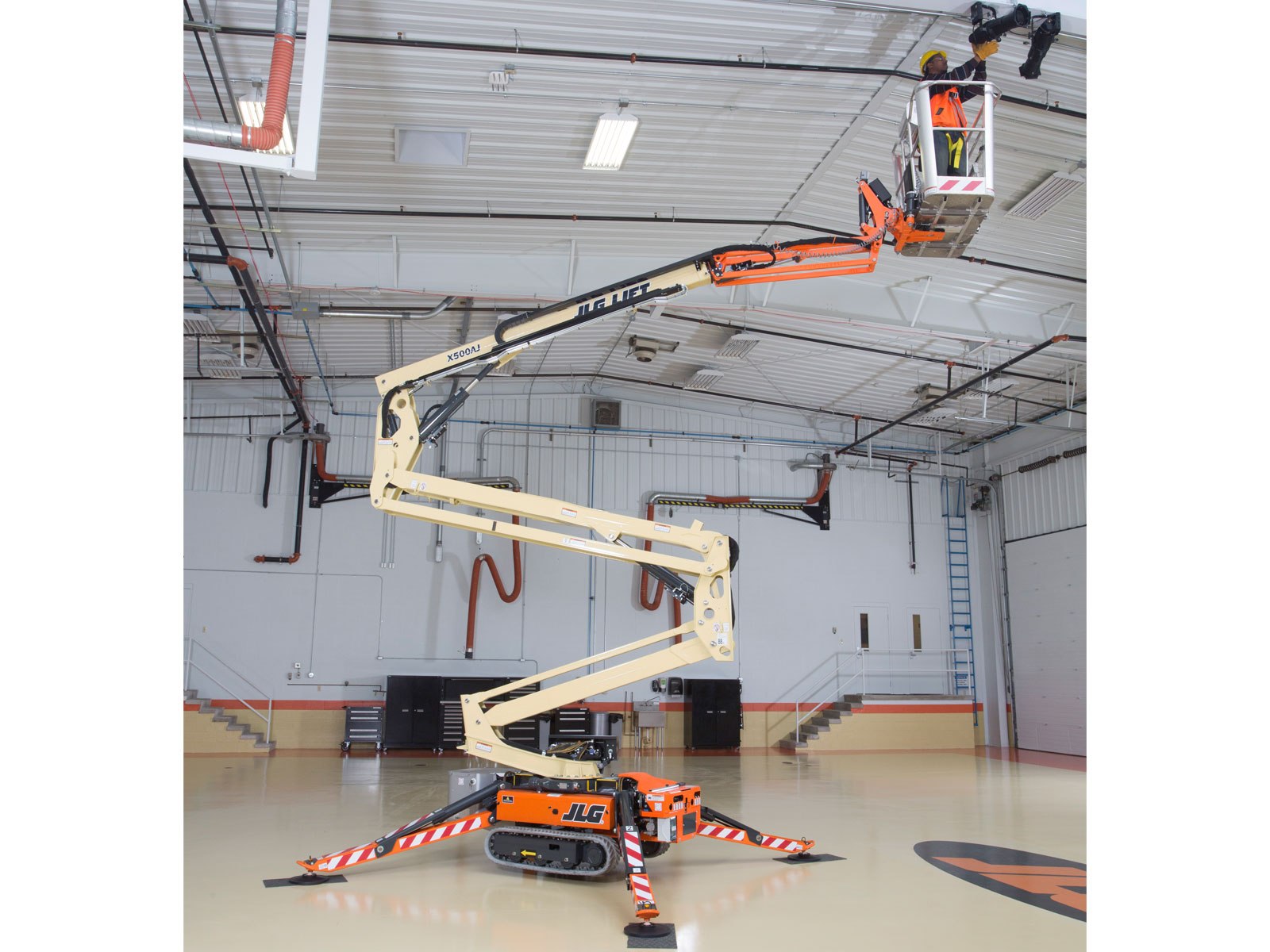 JLG X500AJ