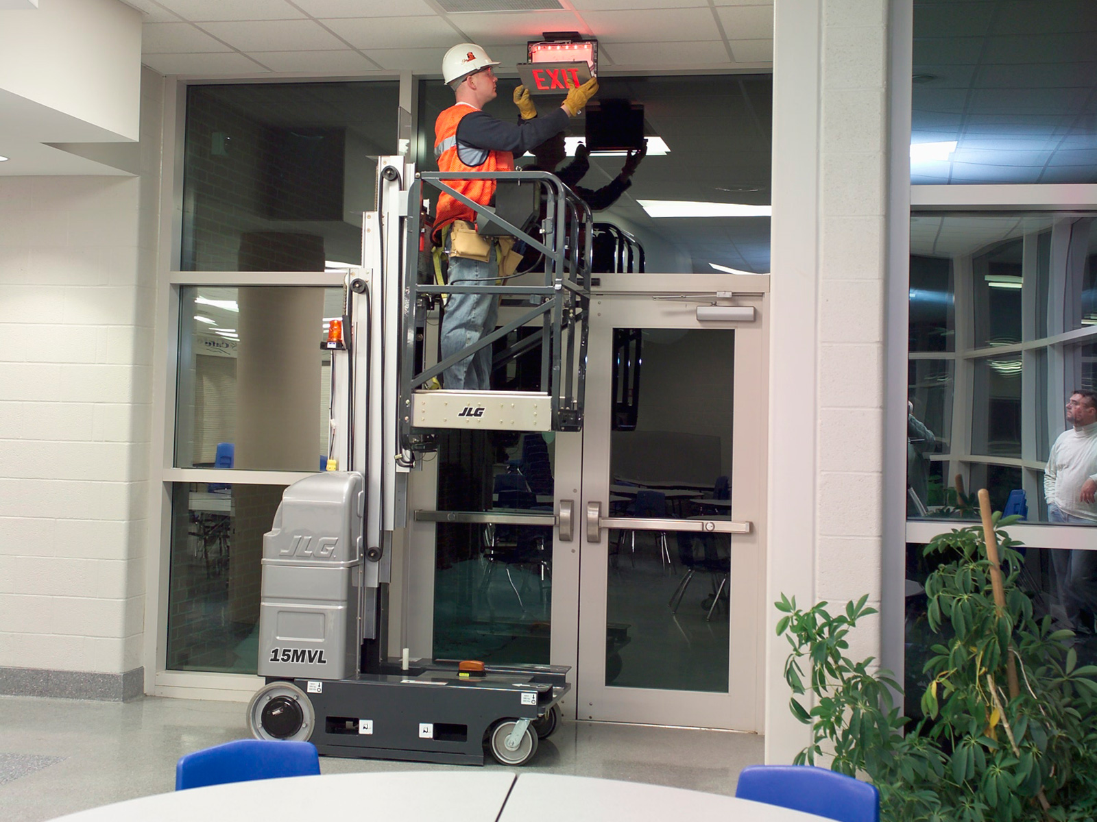 JLG 15MVL