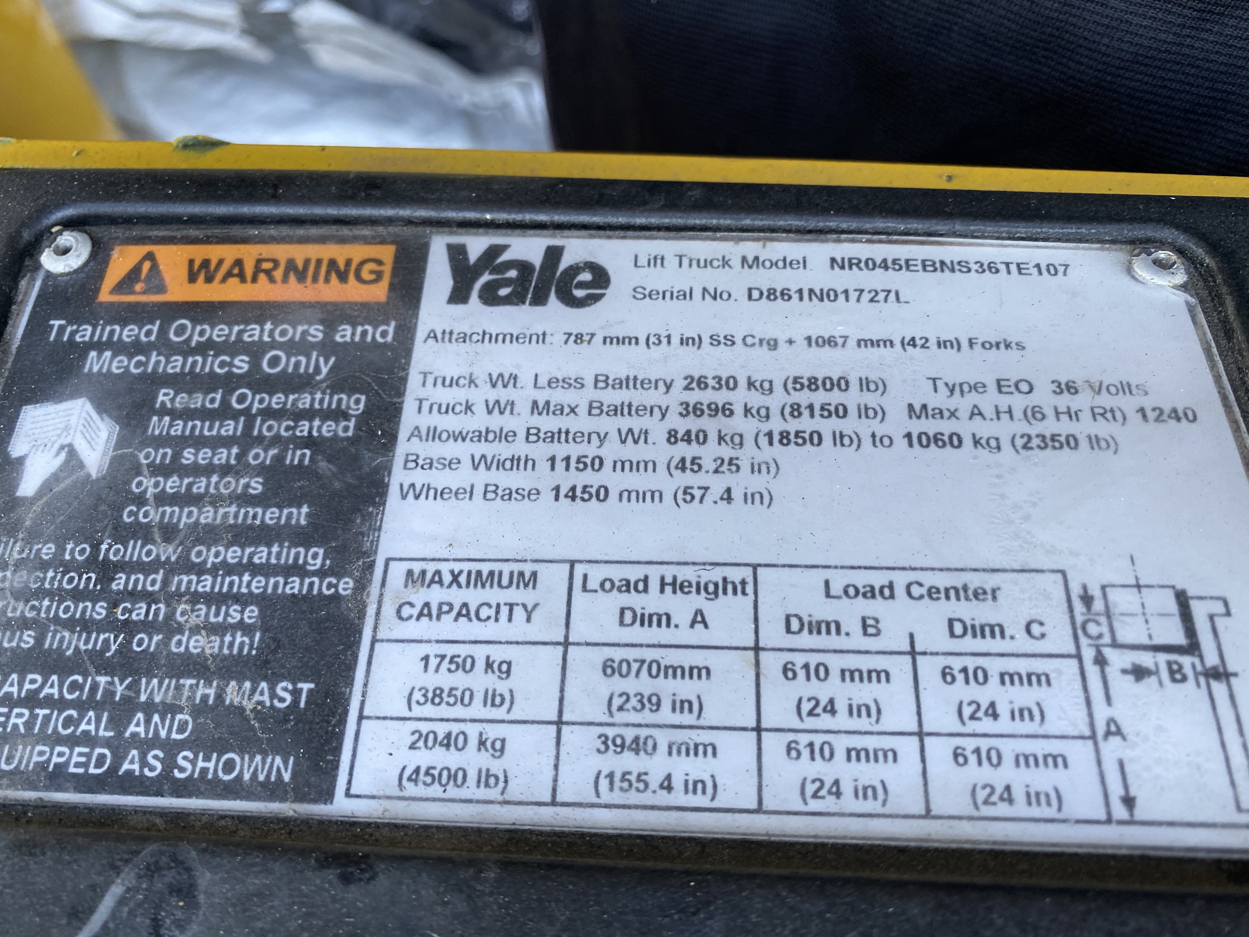 2013 Yale NR045