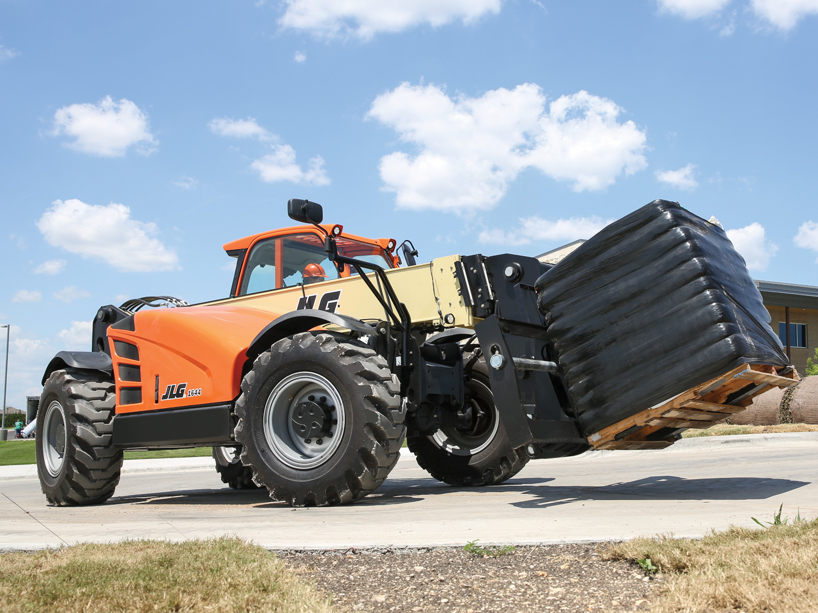 JLG 1644 High Capacity Model