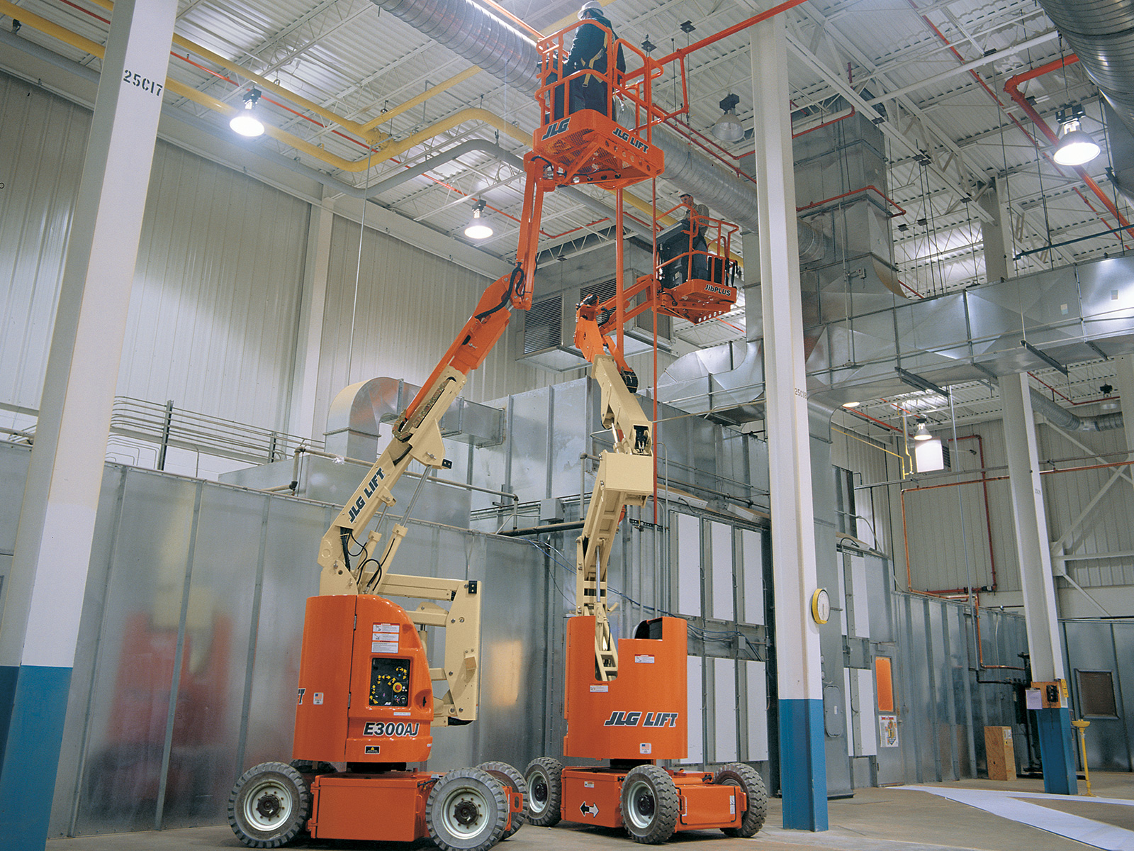 JLG E300AJ