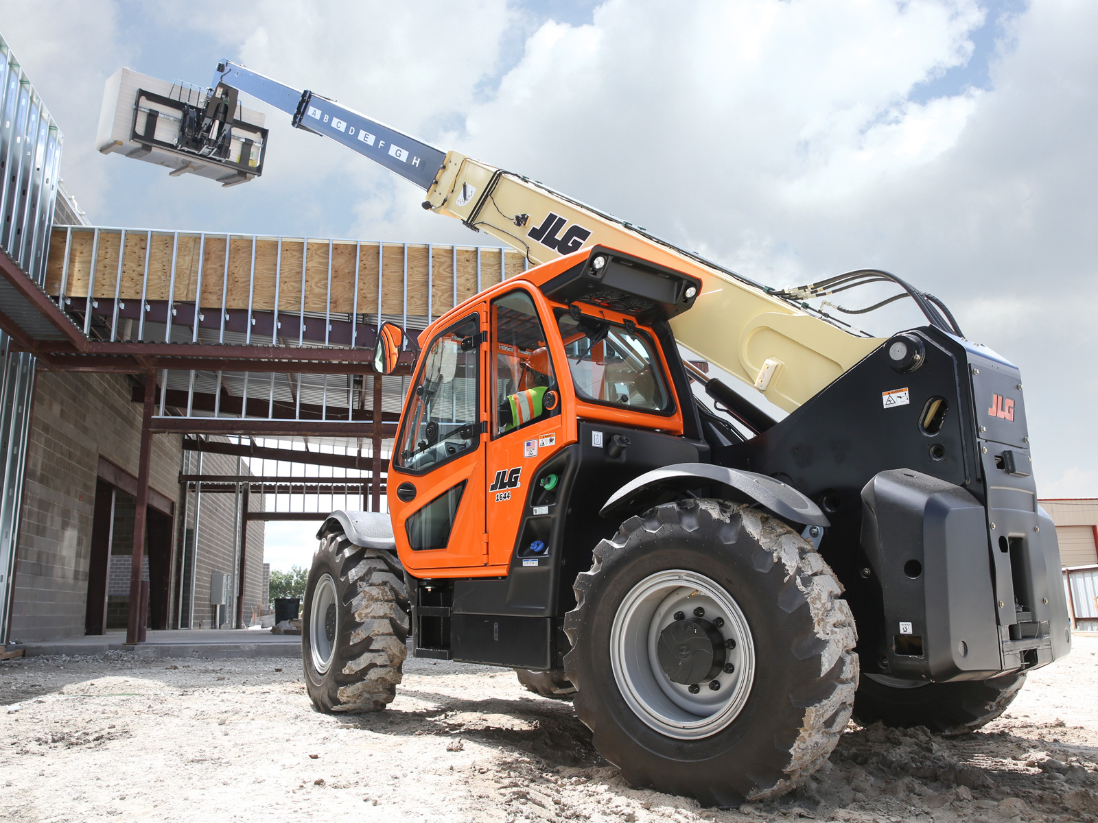 JLG 1644 High Capacity Model