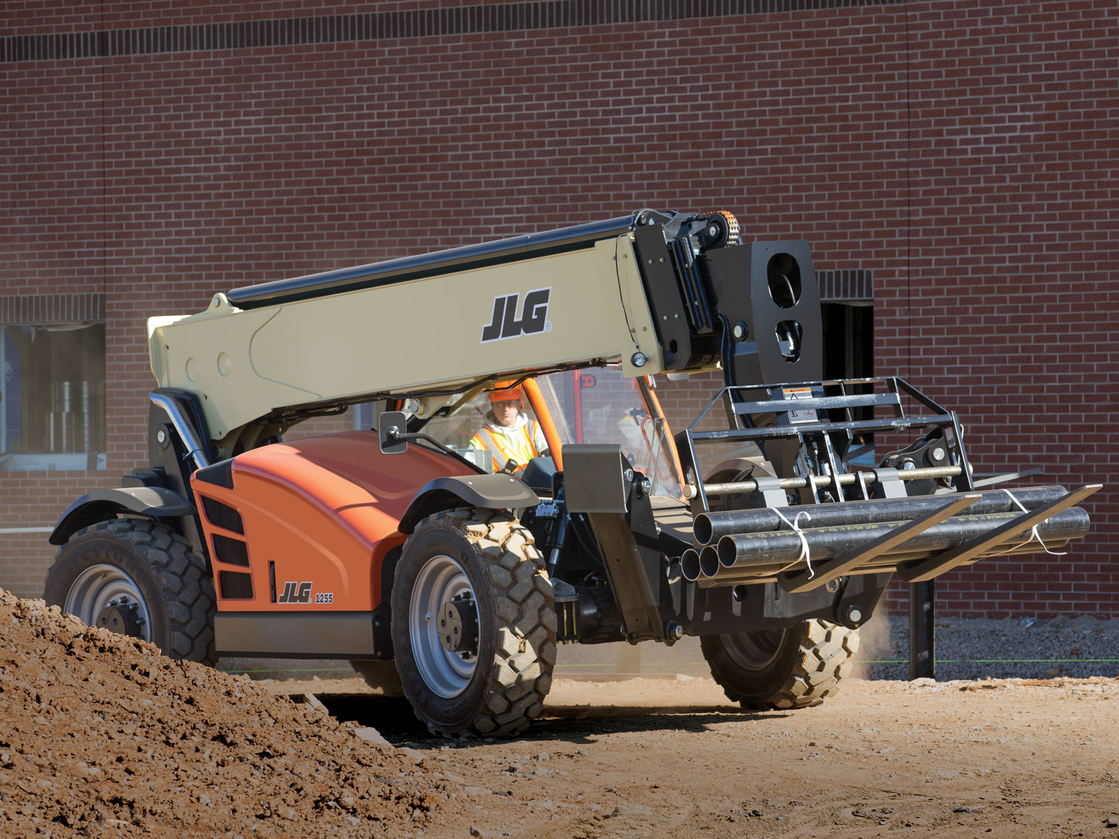 JLG 1255