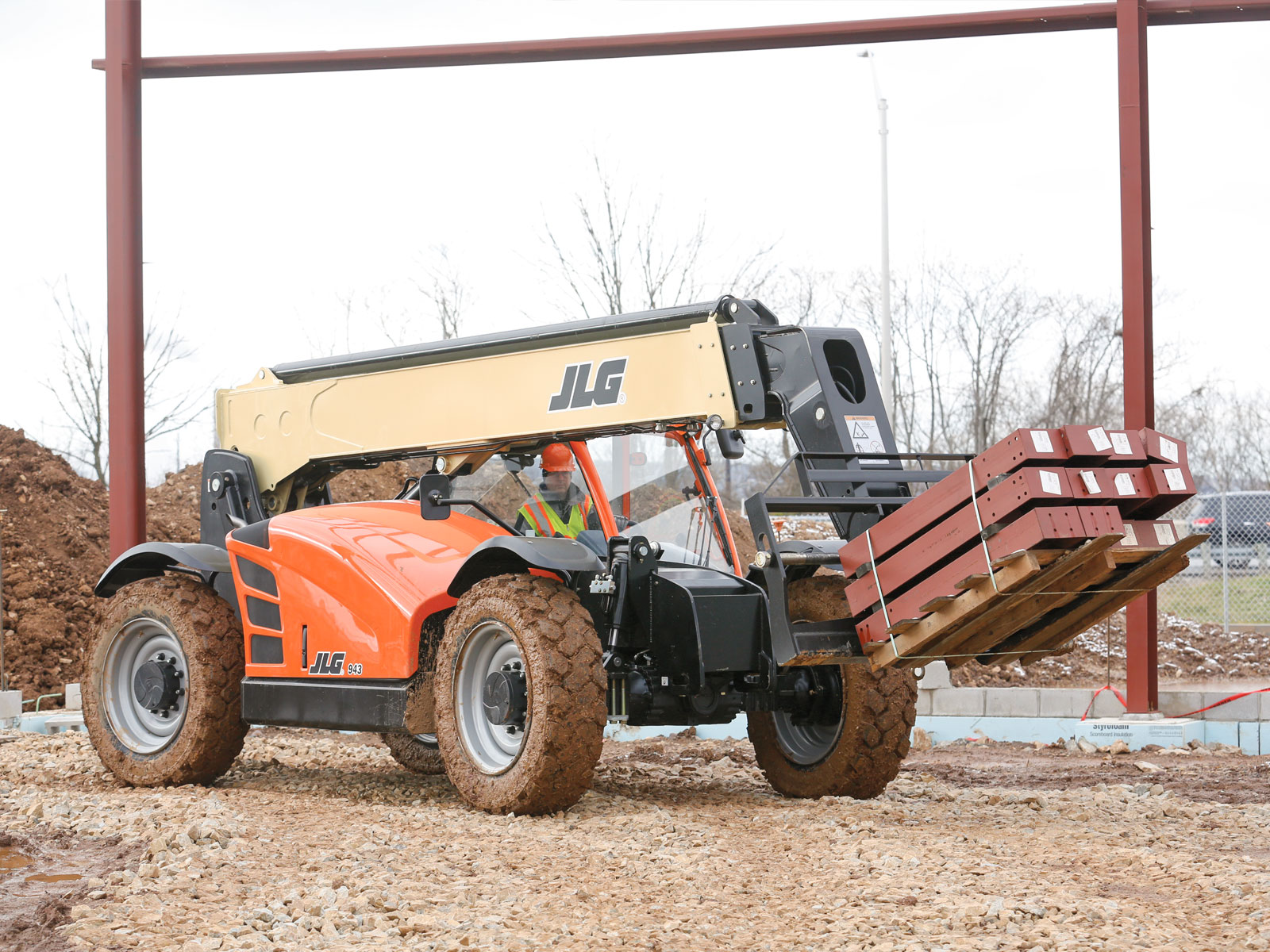 JLG 943