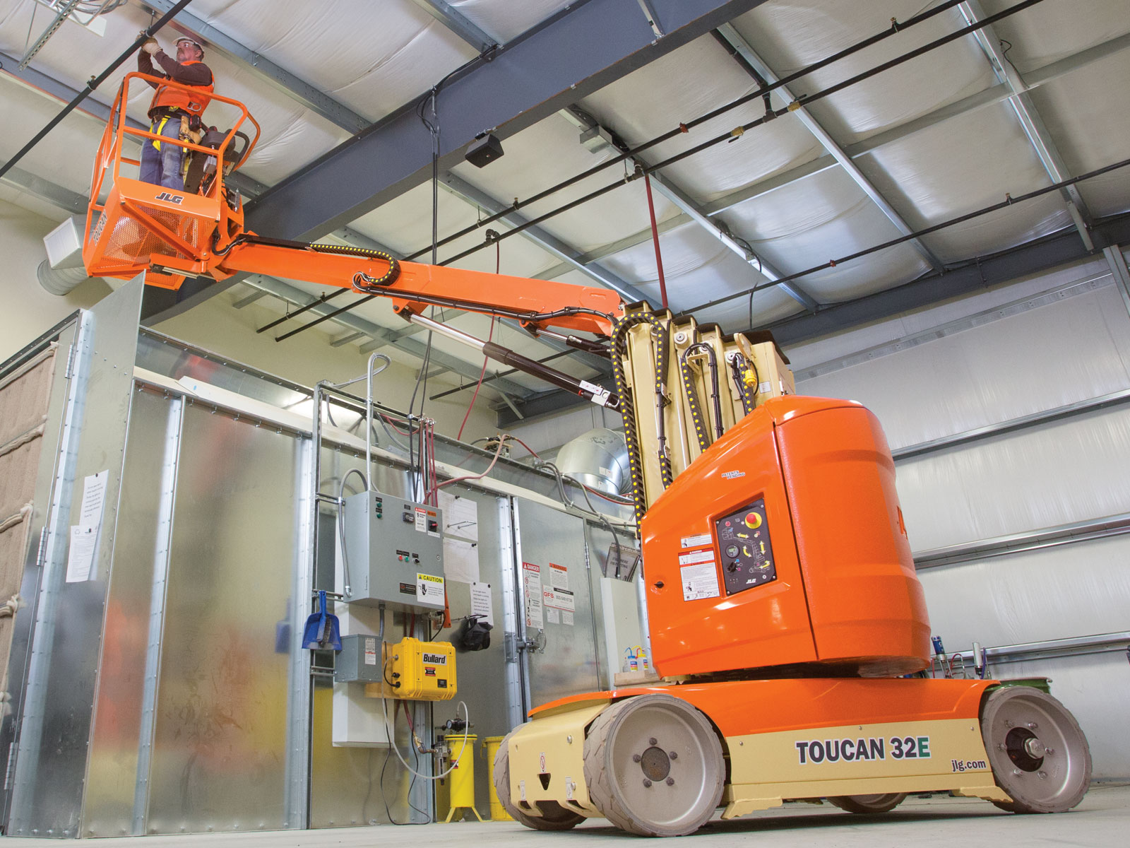 JLG T32E