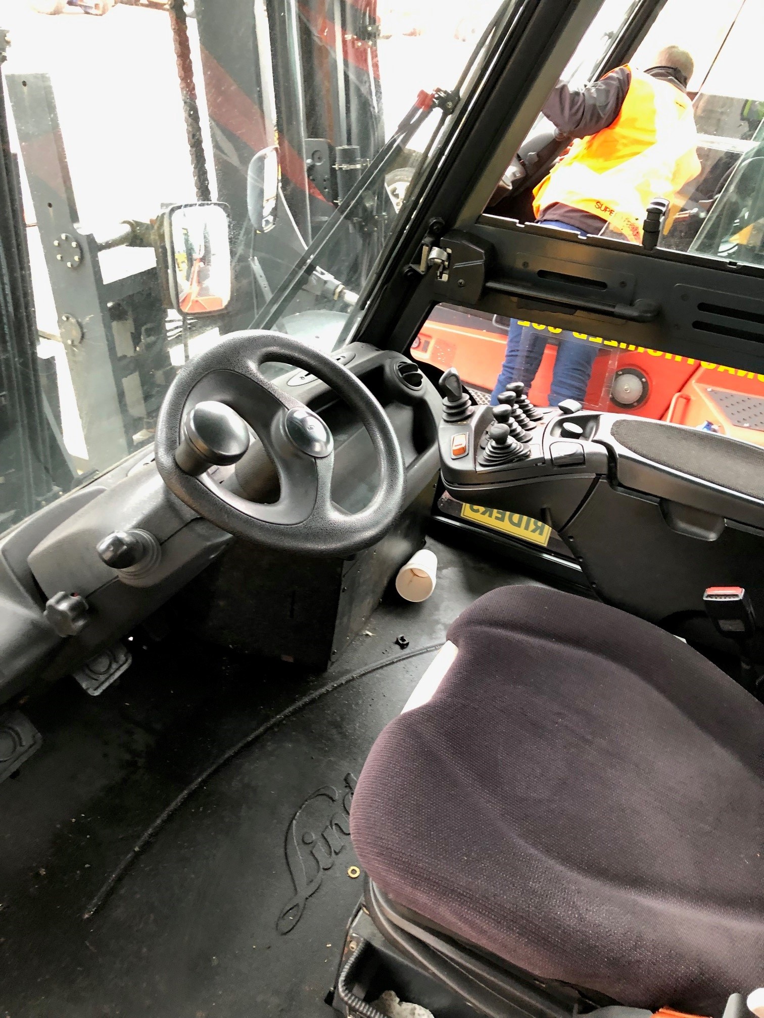 2017 Linde HT160