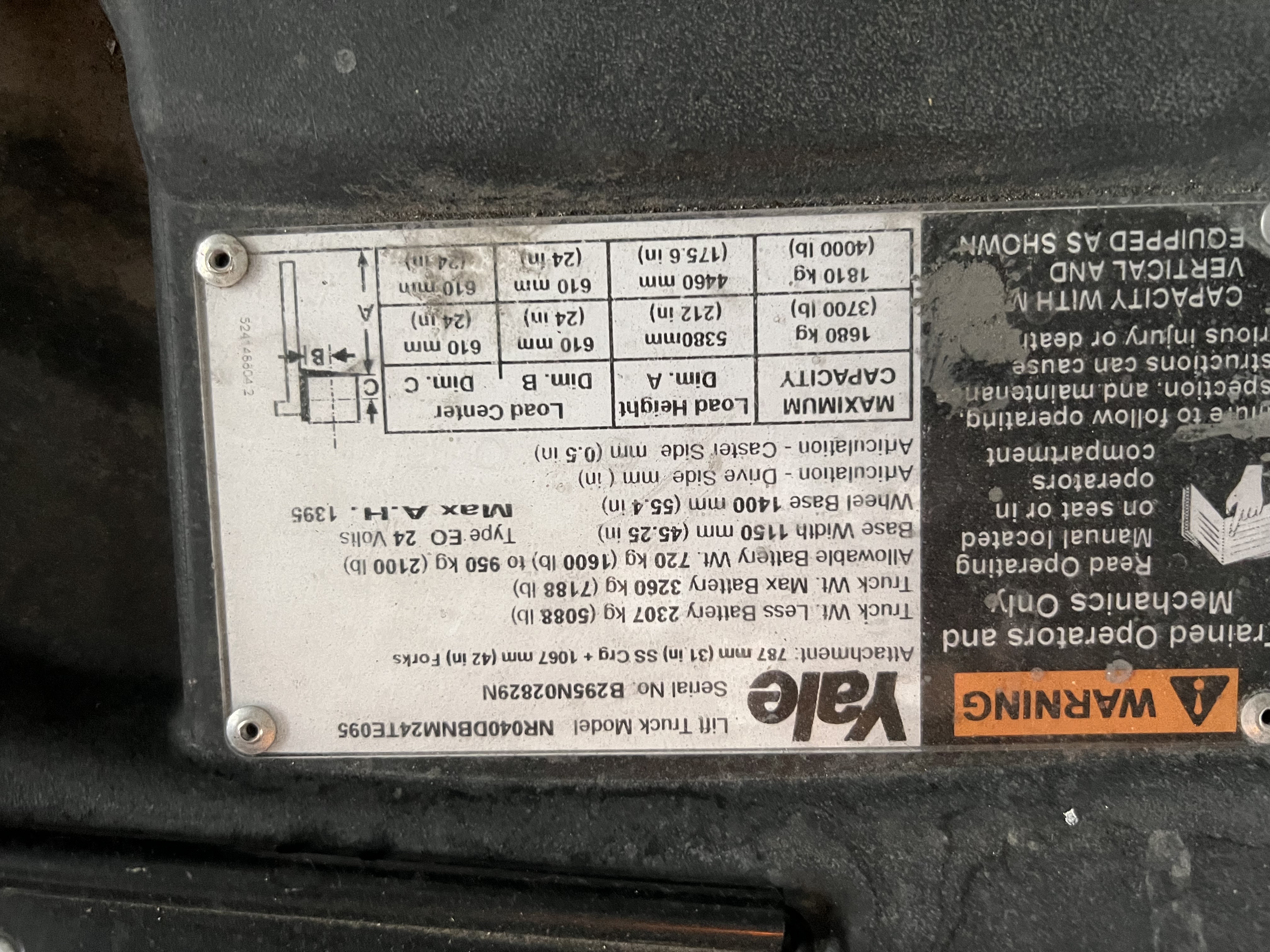 2015 Yale NR040