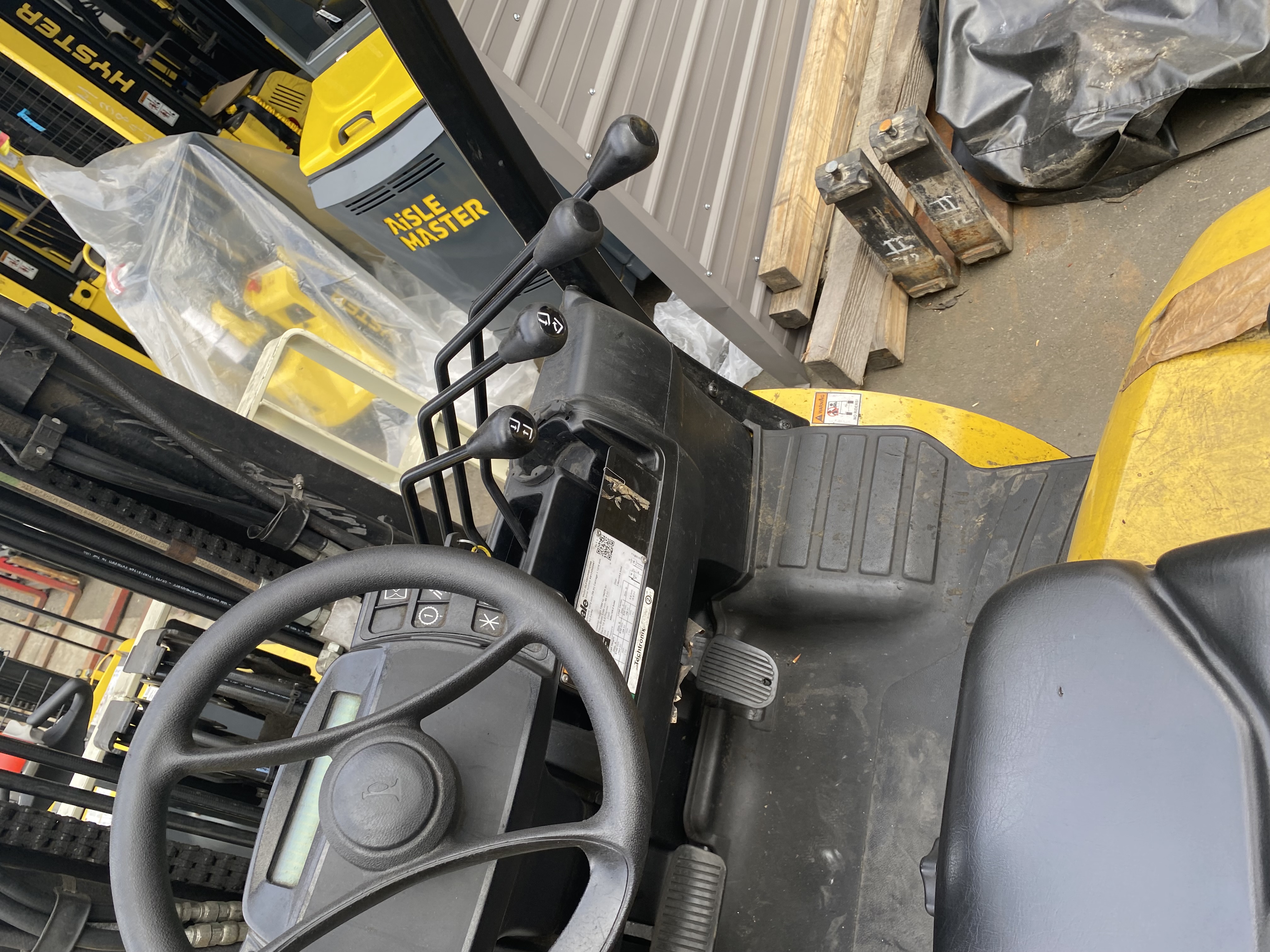 2019 Yale GLP100