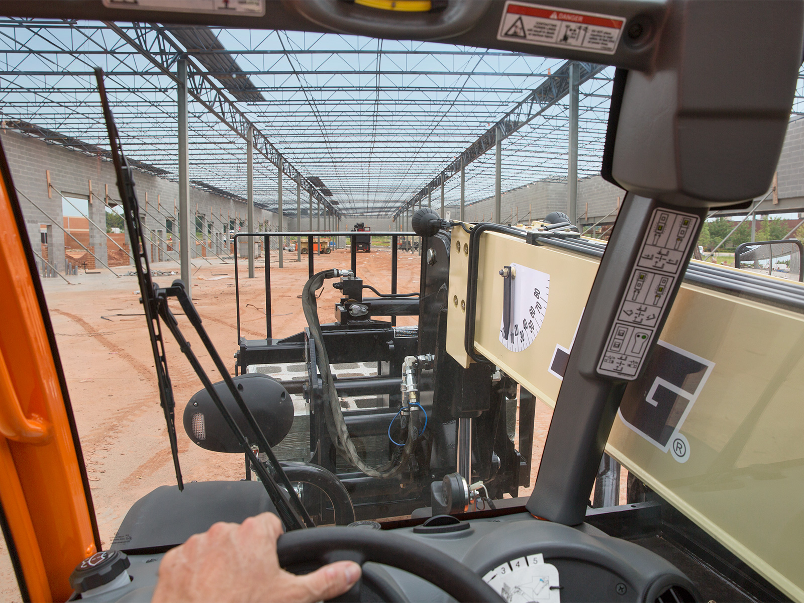 JLG G5-18A
