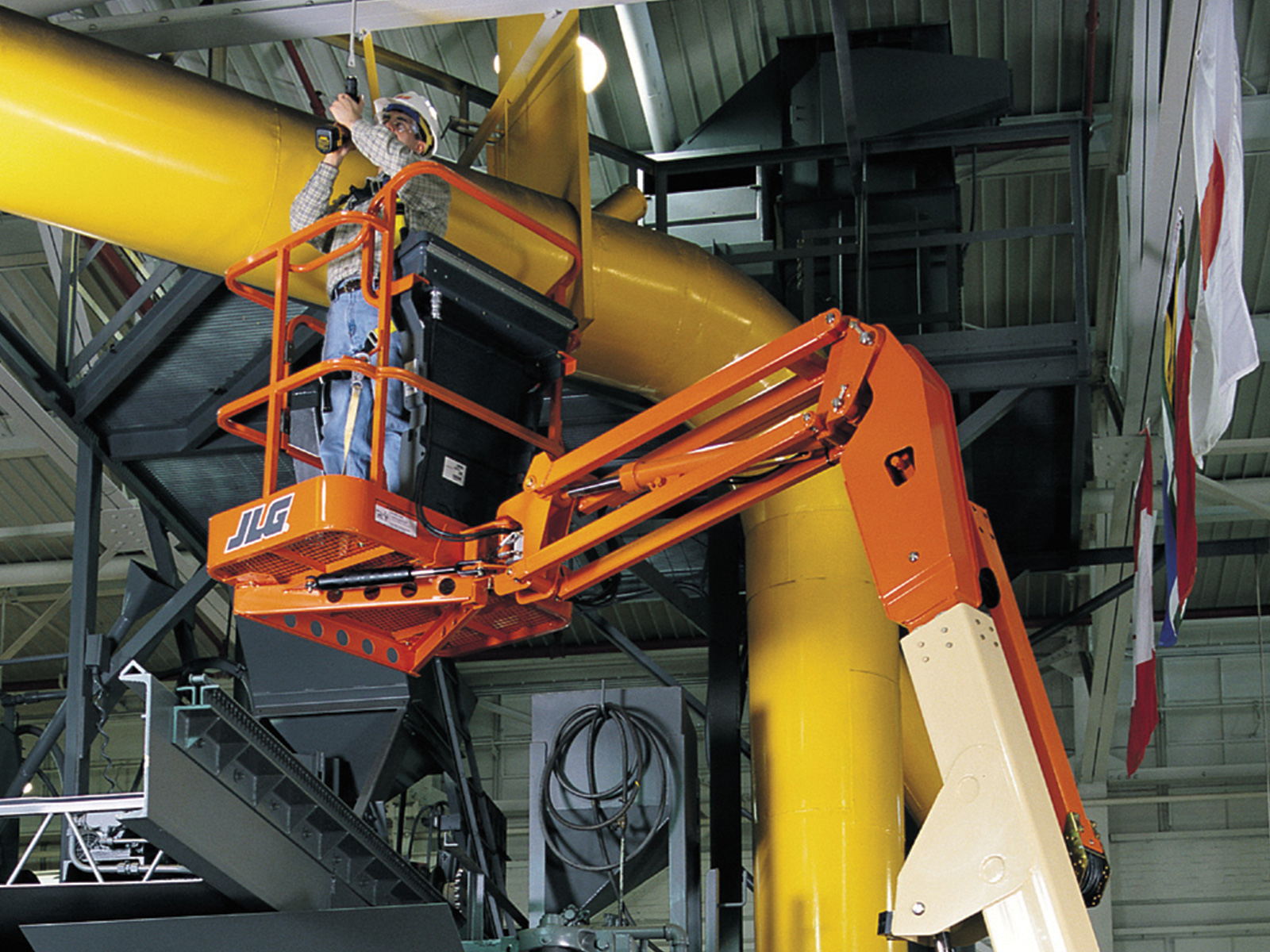 JLG E300AJP
